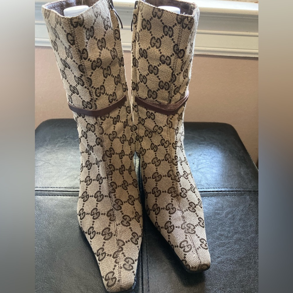 Gucci Monogram Brown/Tan Boots Fair condition
